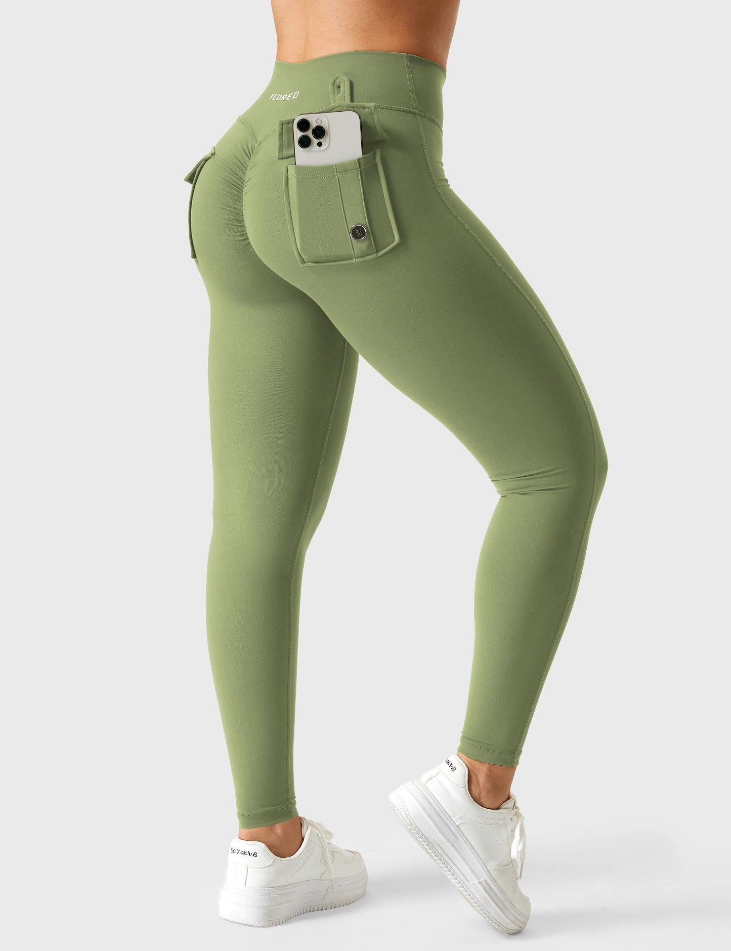 V-waistband Charm Leggings