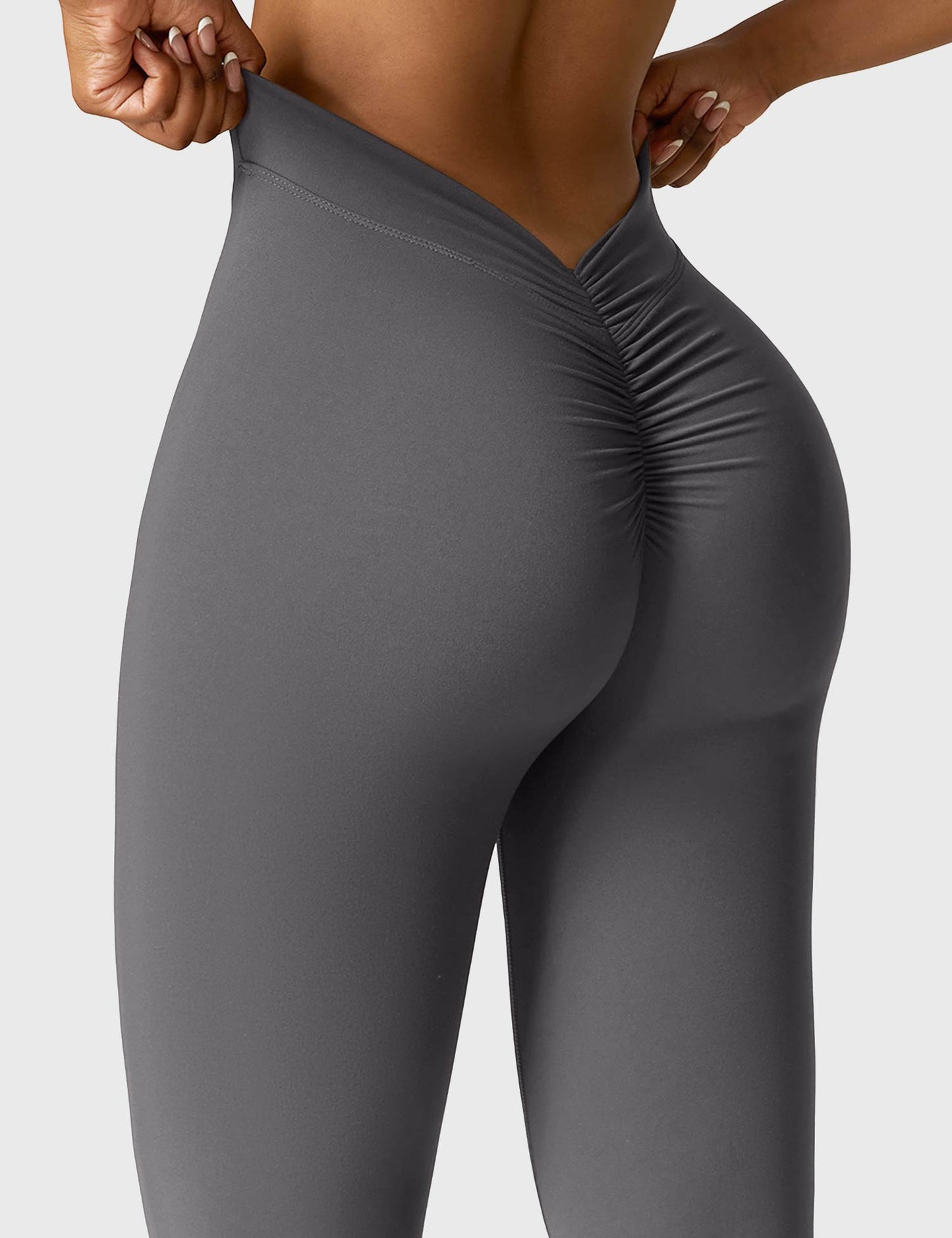 Daze V-back Flare Leggings