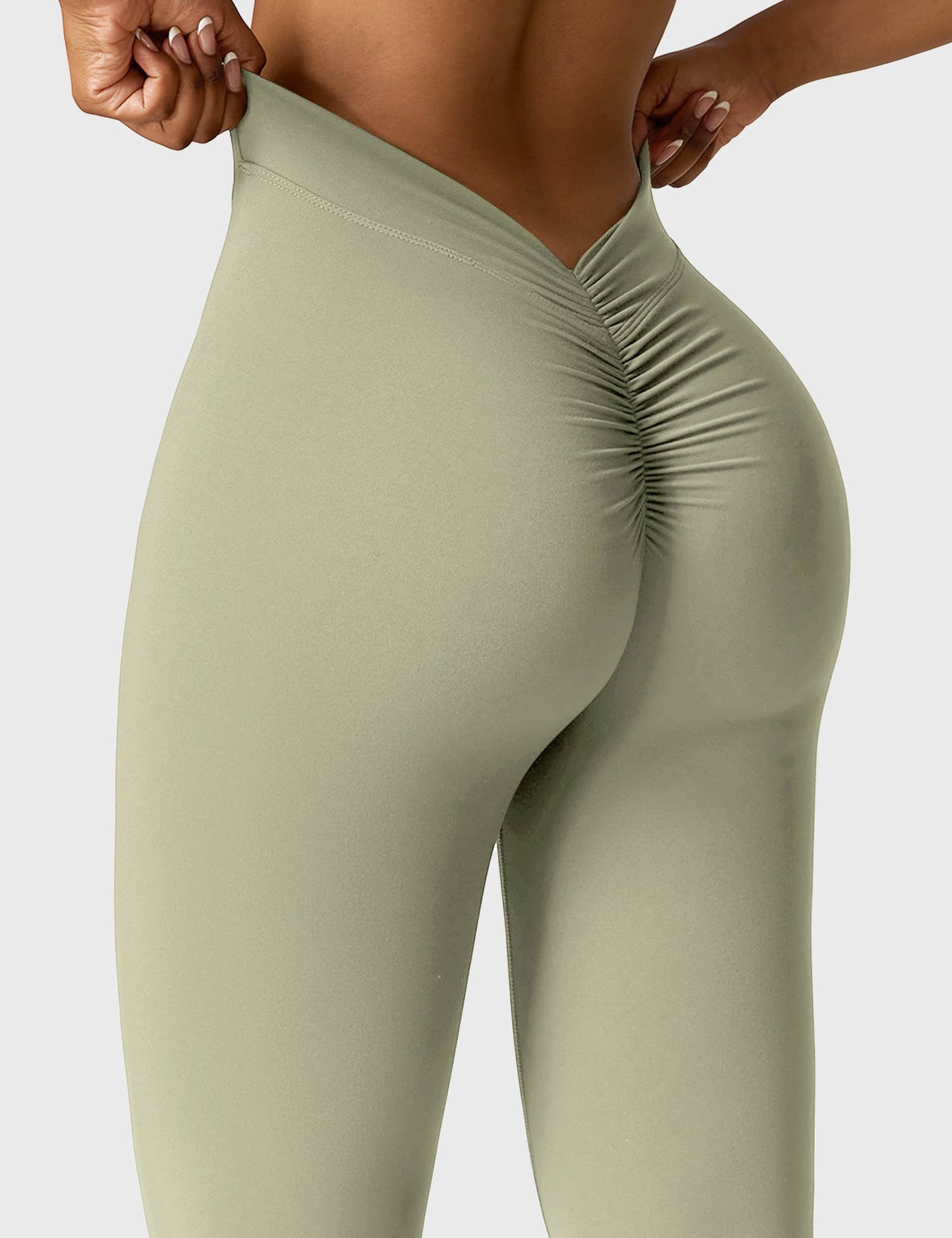 Daze V-back Flare Leggings