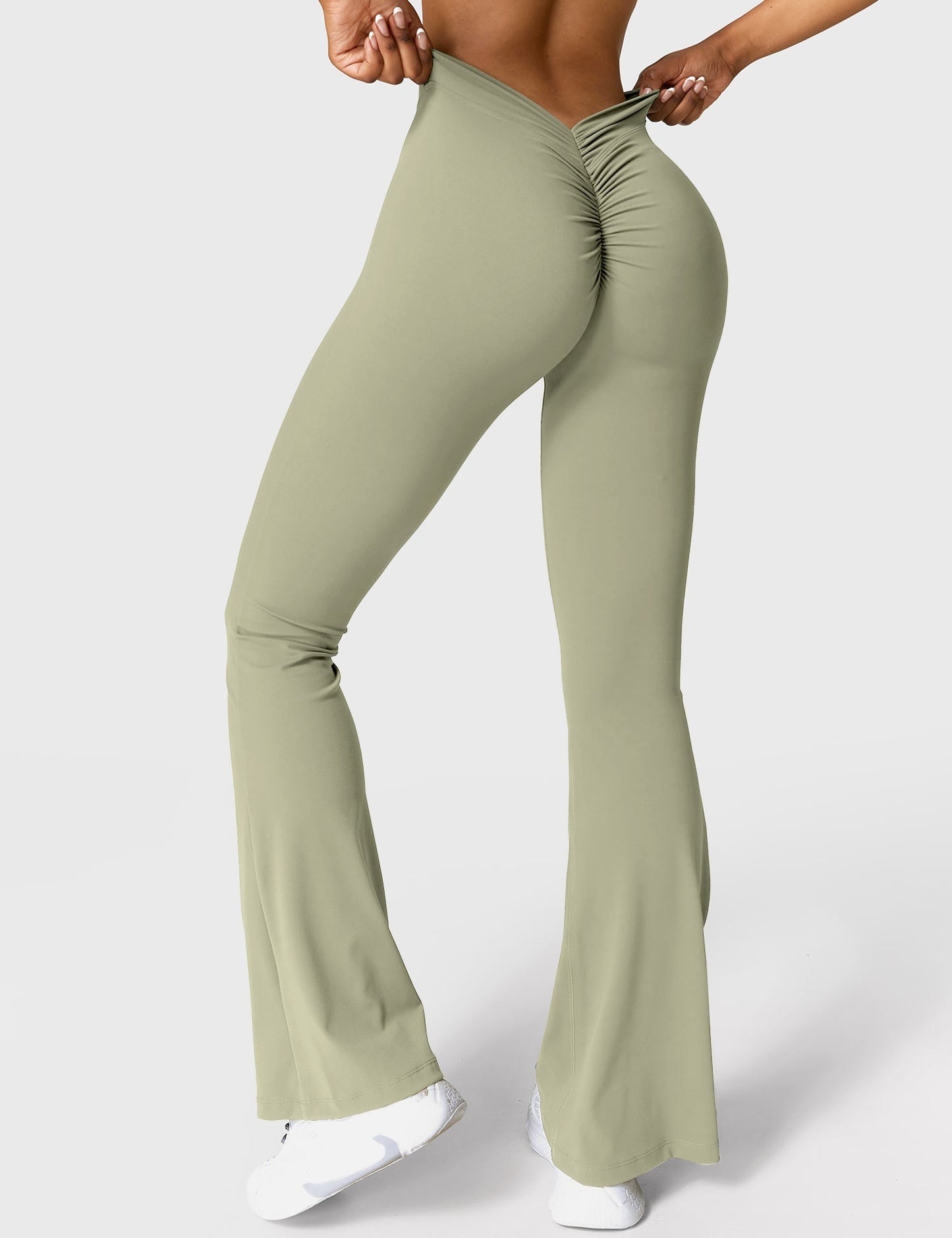 Daze V-back Flare Leggings