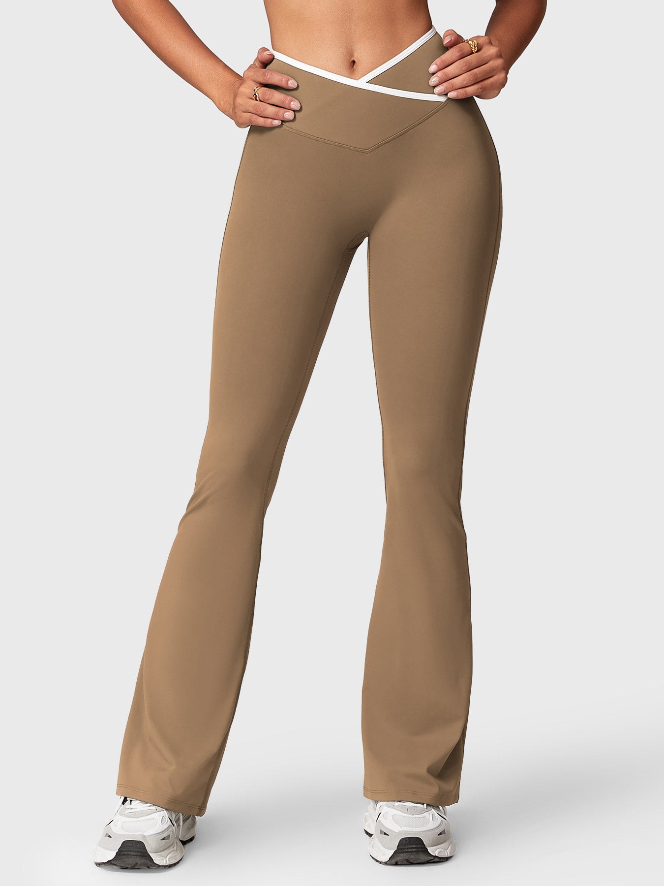 Alberta Contrast Trim Sports Set