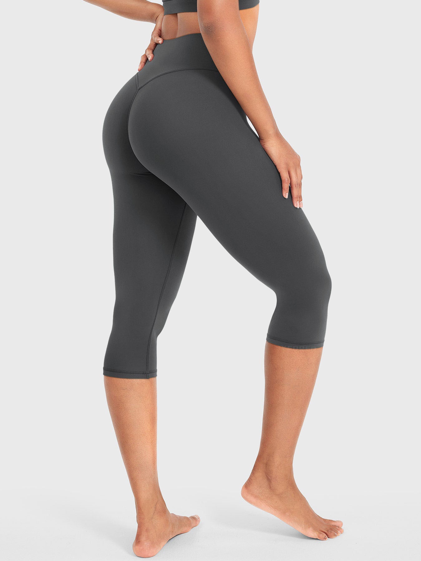 Nailly Capri Leggings