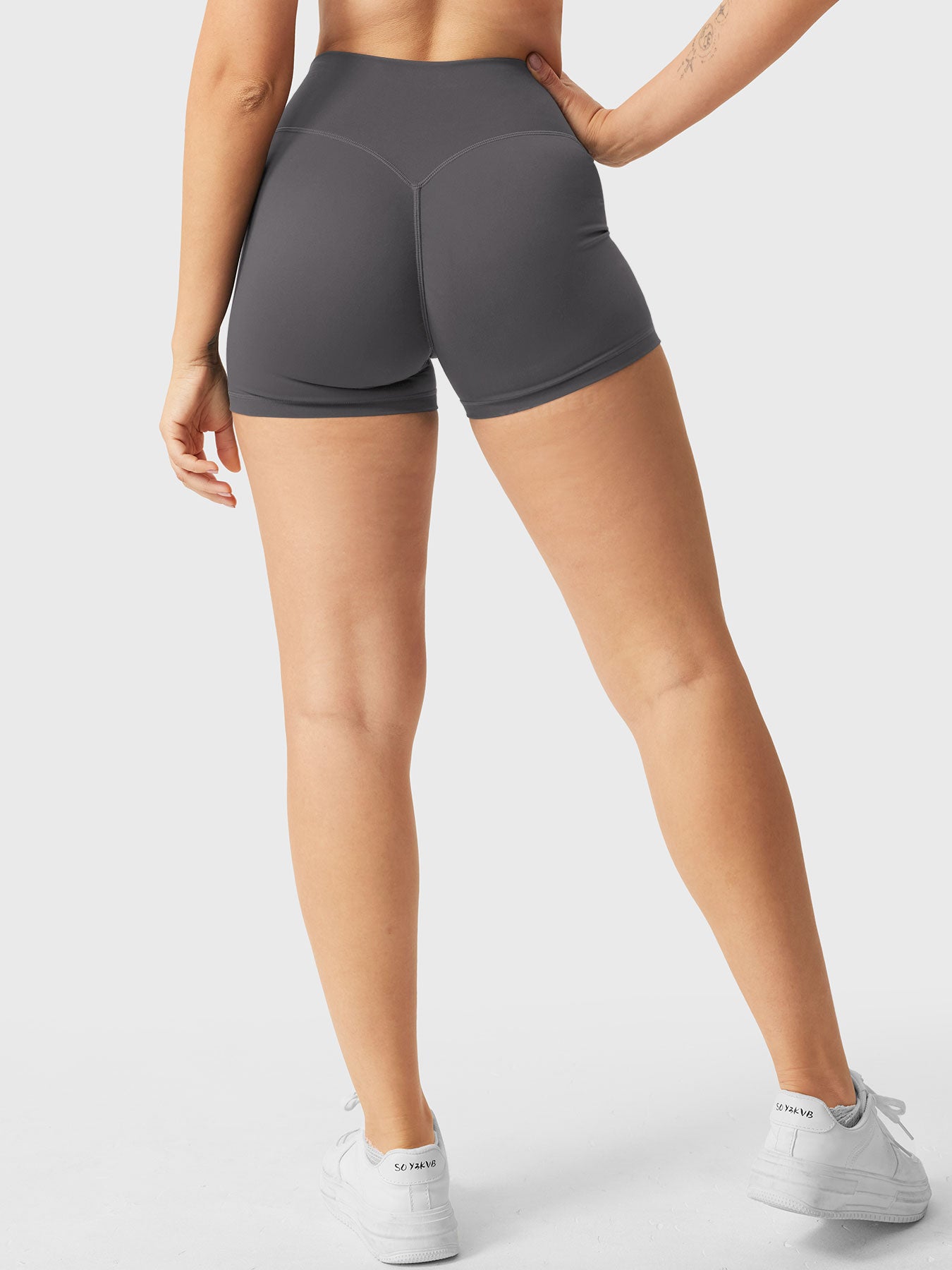 Elysina 2.5" Running Shorts