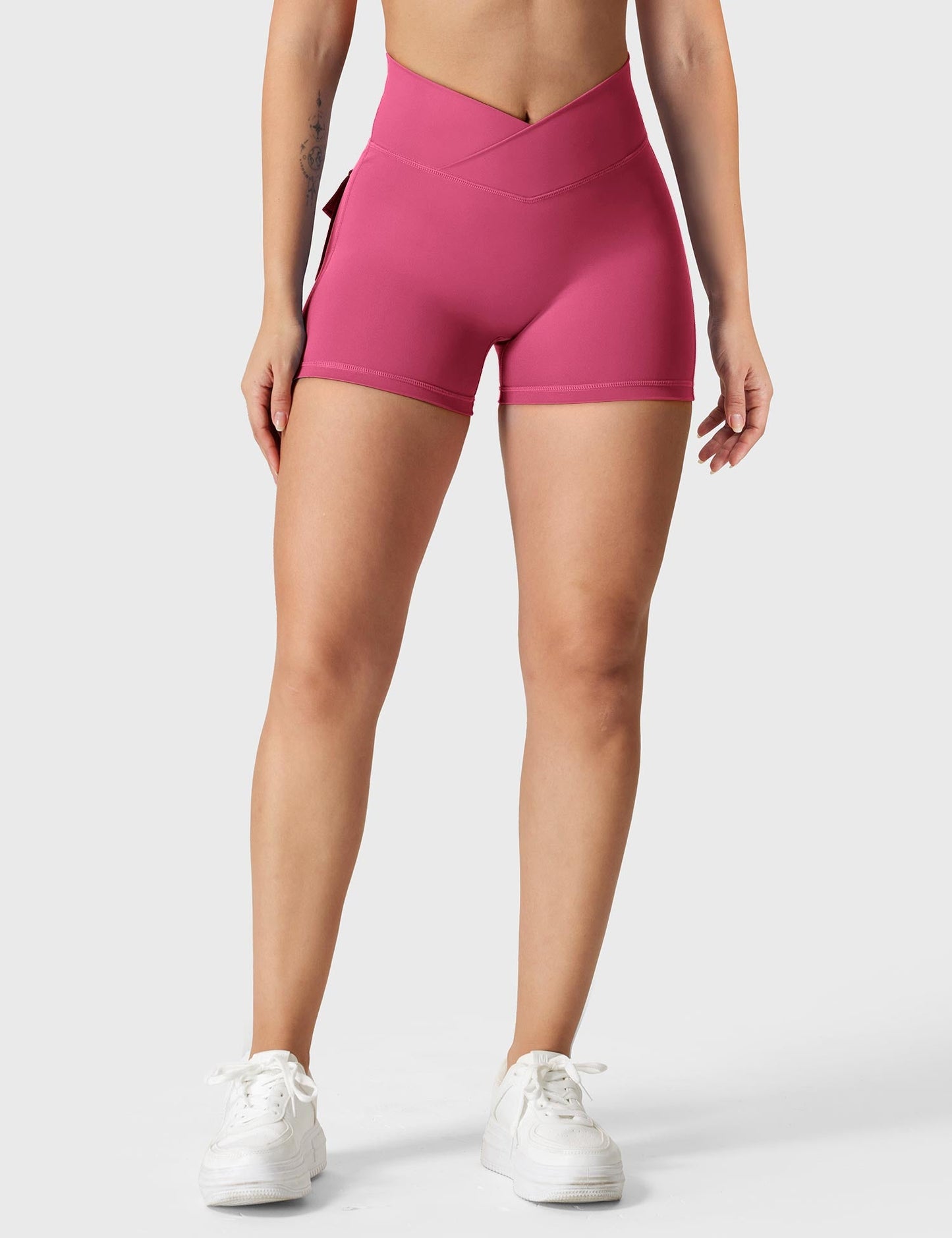 V-waistband Charm Shorts