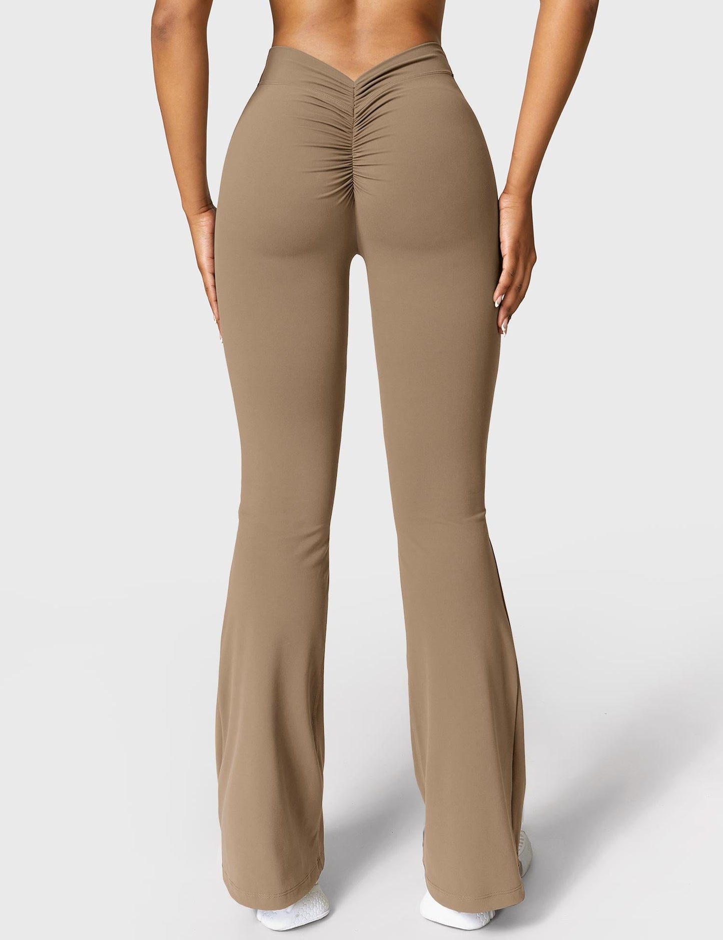 Daze V-back Flare Leggings