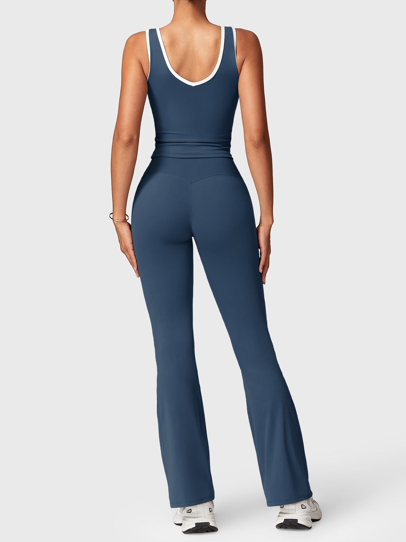 Alberta Contrast Trim Sports Set