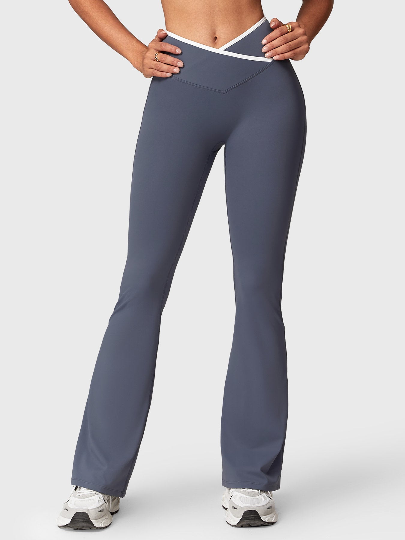 Alberta Contrast Trim Sports Set