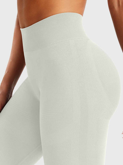 Lilliean 29.5" Mini Flare Leggings