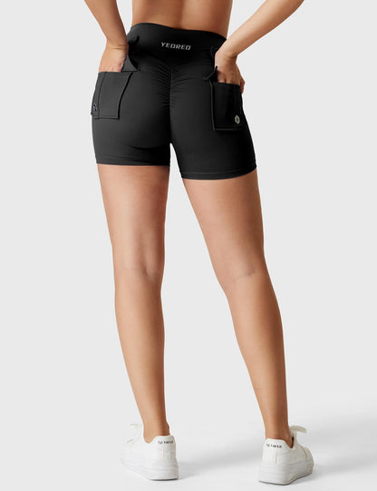 V-waistband Charm Shorts