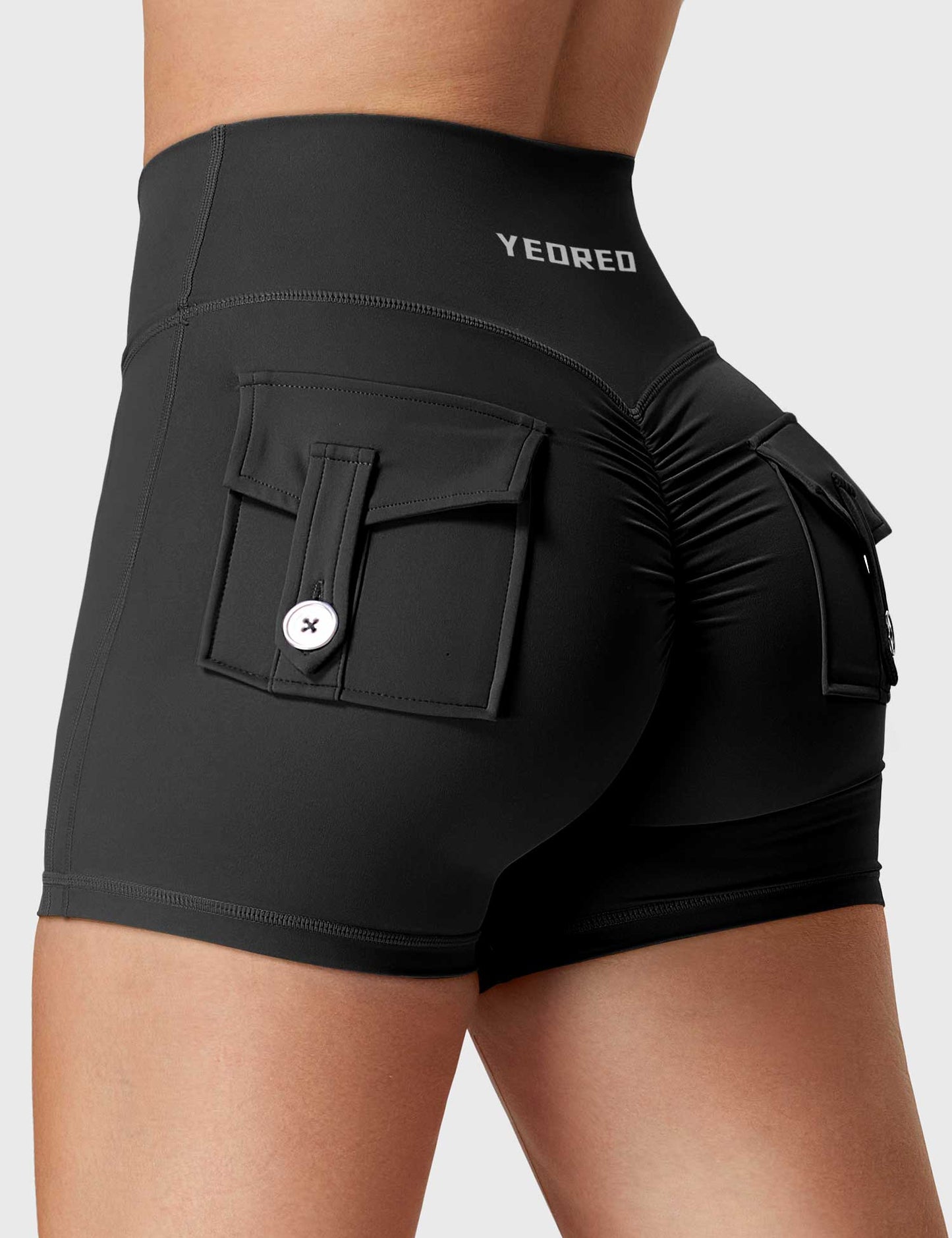 V-waistband Charm Shorts