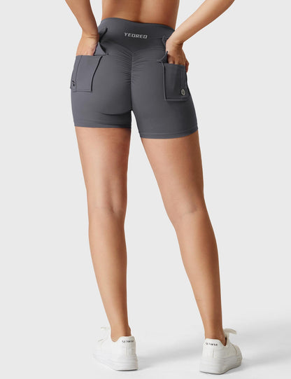 V-waistband Charm Shorts